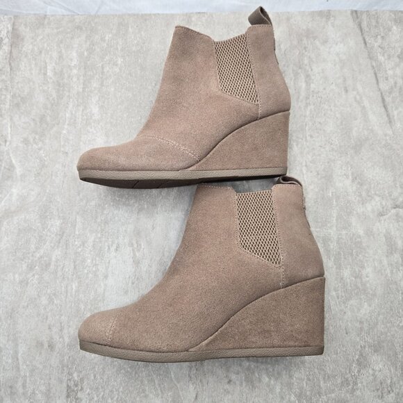 Toms Ankle Wedge Boots 6 Tan Suede Minimalist Casual Boho Chelsea Desert Booties - Picture 6 of 10
